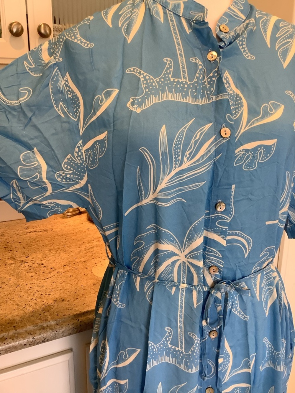 Jaxsea Hawaii Blue Tropical Button-Front Midi Dress Size XS - Picture 2 of 8
